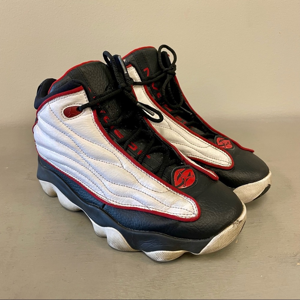 Nike Jordan Pro Strong Red White Black Basketball School Shoes - Picture 3 of 6